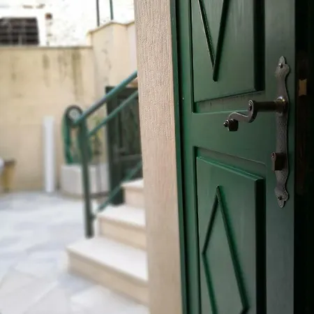Apartment Jaksic Postira