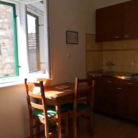 Jaksic Apartment *