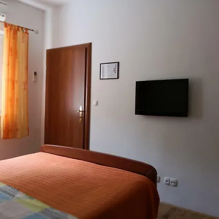 Jaksic Apartment *