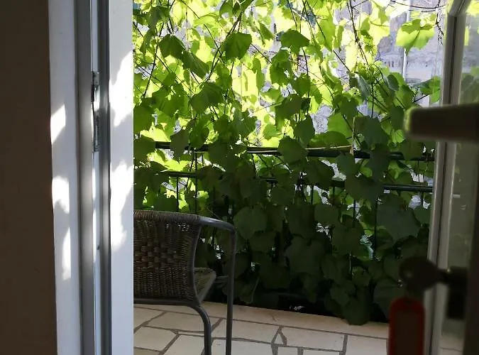 Jaksic Постира