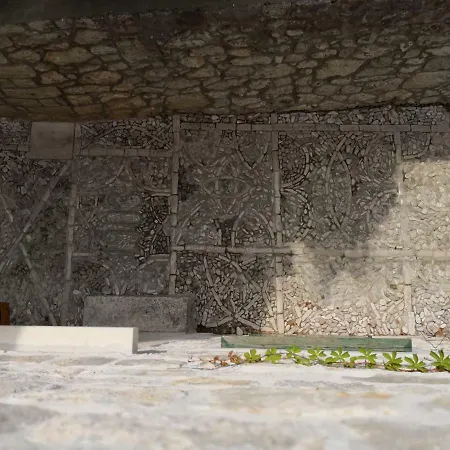 Jaksic بوستيرا