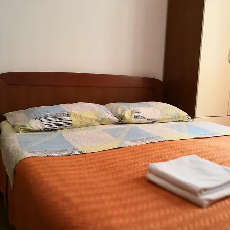 Jaksic * بوستيرا