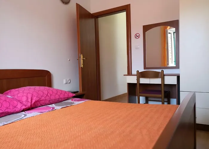 Jaksic Apartman *