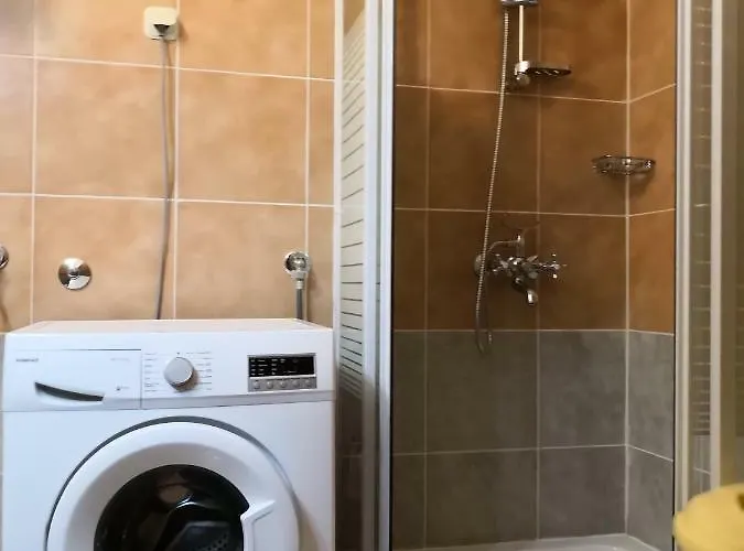Jaksic Apartman Postira